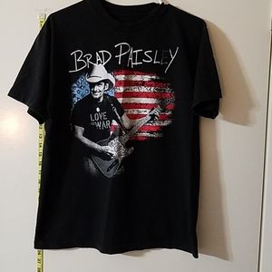 M Brad Paisley World Tour country music tee🌶